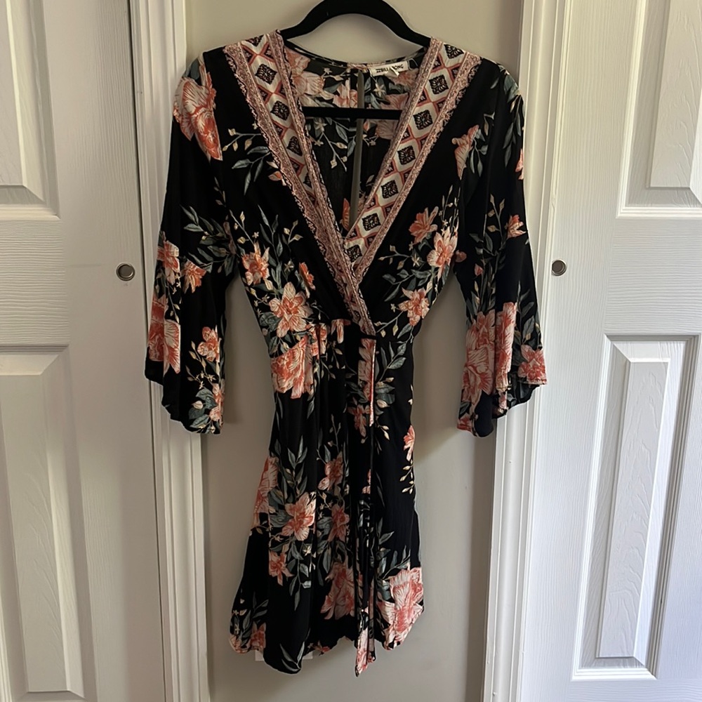 Billabong wrap dress